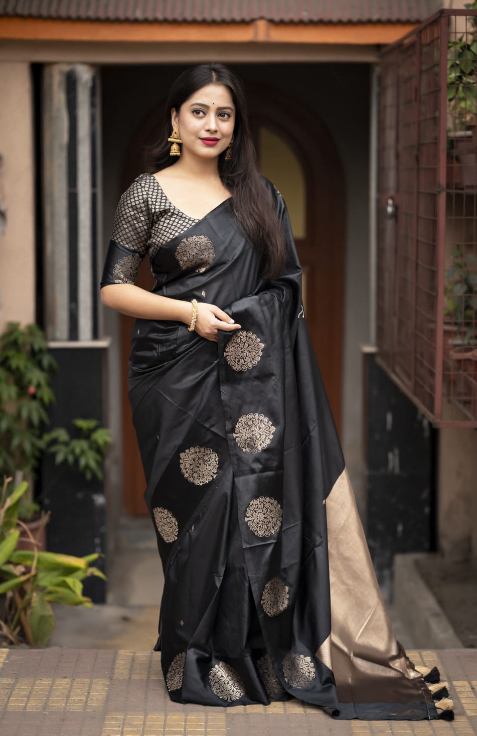 BARASASI SARTIN PATTU SAREE